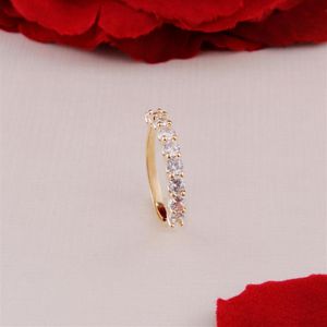 ANEL FOLHEADO A OURO COM ZIRCÔNIAS CRISTAL