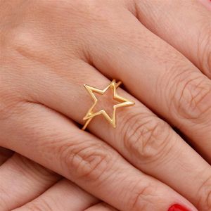 ANEL FOLHEADO A OURO ESTRELA GRANDE
