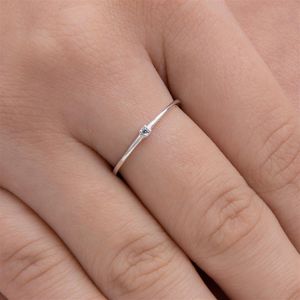 ANEL PRATA MINI SOLITÁRIO DE ZIRCÔNIA