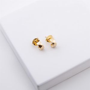BRINCO FOLHEADO ARGOLA LISA COM TARRACHA