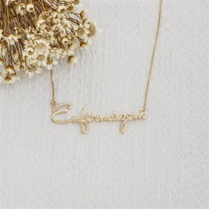 COLAR FOLHEADO A OURO PROFISSÃO ENFERMAGEM LISO
