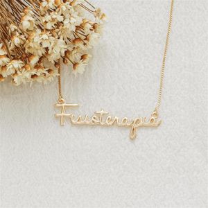 COLAR FOLHEADO A OURO NOME CURSO FISIOTERAPIA LISO