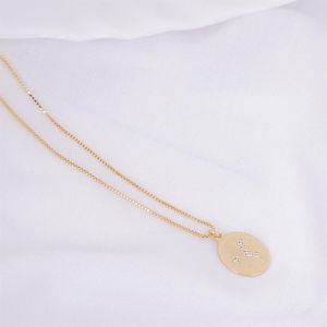 COLAR FOLHEADO A OURO MEDALHA OVAL LUA ZIRCÔNIA