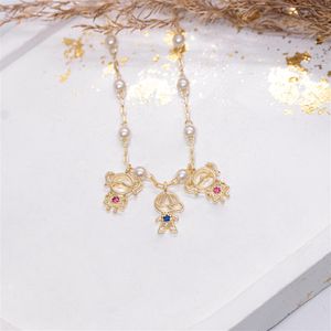 COLAR FOLHEADO A OURO COM PÉROLAS E 2 MENINAS E 1 MENINO