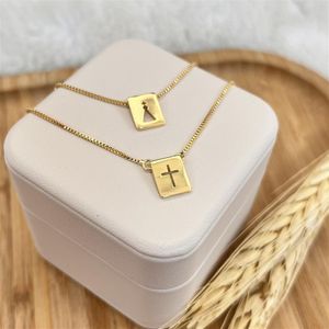ESCAPULÁRIO FOLHEADO A OURO PLACAS COM CRUZ E N.SR.APARECIDA