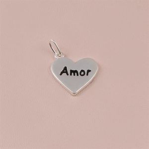 PINGENTE PRATA CORAÇÃO COM AMOR DE RESINA