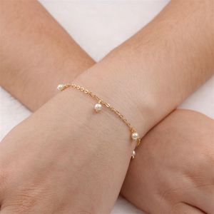 PULSEIRA FOLHEADO A OURO COM MINI PÉROLAS