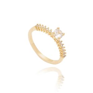ANEL FOLHEADO A OURO ZIRCÔNIAS COM SOLITÁRIO DE CRISTAL