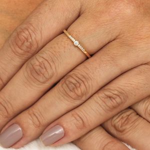ANEL FOLHEADO A OURO MINI ZIRCÔNIAS COM MINI GOTA