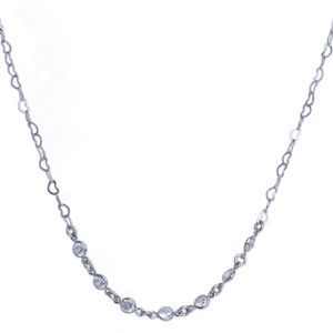 CHOKER RÓDIO FIO DE MINI CORAÇÕES E ZIRCÔNIAS PEQUENAS