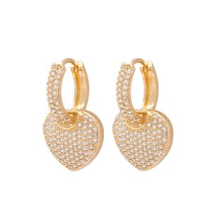 BRINCO FOLHEADO A OURO ARGOLA DE ZIRCÔNIAS COM CORAÇÃO