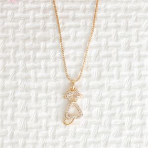 COLAR FOLHEADO A OURO GATO VAZADO COM MICRO ZIRCÔNIA