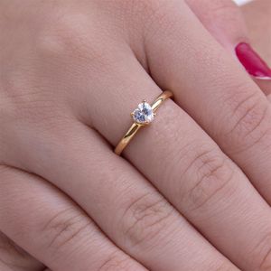 ANEL FOLHEADO A OURO MINI CORAÇÃO DE ZIRCÔNIA