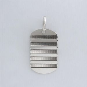 PINGENTE PRATA PLACA OVAL TRABALHADA