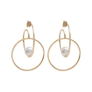 BRINCO FOLHEADO A OURO COM ARGOLA E ARO LISOS COM PÉROLA
