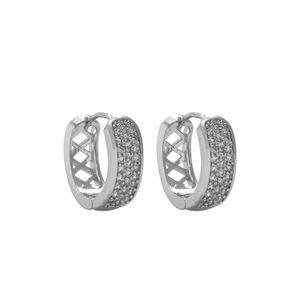 BRINCO RÓDIO ARGOLA OVAL COM ZIRCÔNIAS E VAZADOS EM TRANÇADO