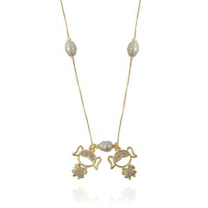 COLAR FOLHEADO A OURO COM MENINAS DE ZIRCÔNIAS E PÉROLAS