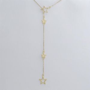 COLAR FOLHEADO A OURO GRAVATA COM ESTRELAS VAZADAS E ZIRCÔNIAS