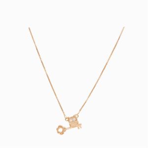 COLAR FOLHEADO A OURO FIO COM CORUJA ZIRCÔNIA E CHAVE