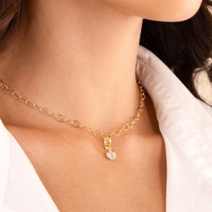 PINGENTE FOLHEADO A OURO PONTO DE LUZ