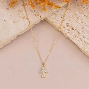 COLAR FOLHEADO A OURO COM MENINO DE ZIRCÔNIAS