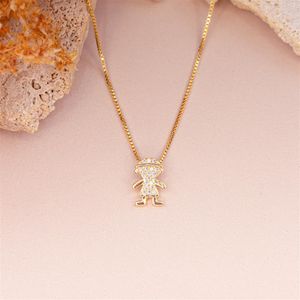 COLAR FOLHEADO A OURO MENINO DE ZIRCÔNIAS