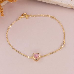PULSEIRA FOLHEADO A OURO ZIRCÔNIA EM CORAÇÃO E MINI ZIRCÔNIA