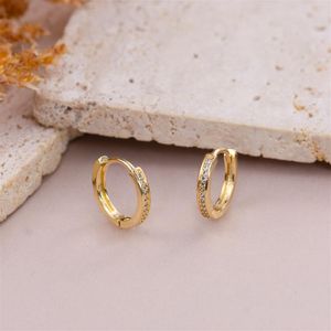 BRINCO FOLHEADO A OURO ARGOLA GRANDE COM FAIXA DE ZIRCÔNIAS