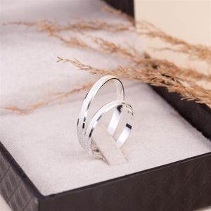 ALIANÇA PRATA 925 FINA E DIAMANTADA