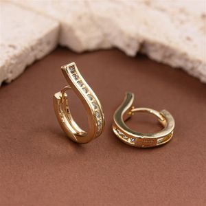BRINCO FOLHEADO A OURO ARGOLA COM FAIXA DE ZIRCÔNIAS