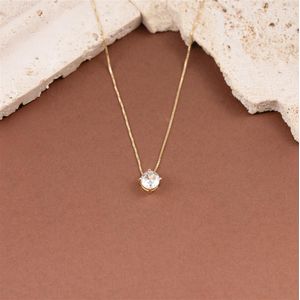 COLAR FOLHEADO A OURO PONTO DE LUZ DE ZIRCÔNIA